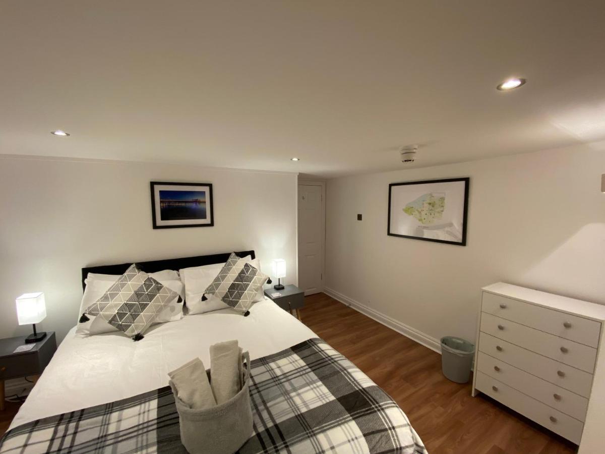 Westons Hideaway, 2 Bed, Free Parking, 6 Mins Walk To Beach, Bagian luar foto